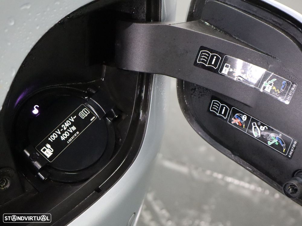 Mercedes-Benz C 300 de AMG Line - 24