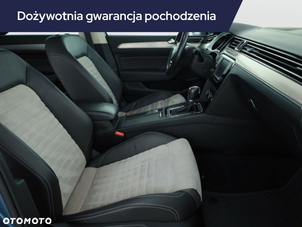 Volkswagen Passat Variant - 9