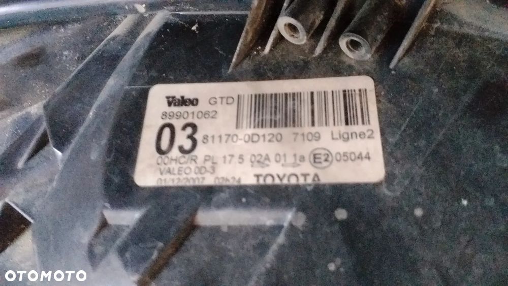 Lampa lewy prawy przód tył Toyota Yaris II 5D - 6