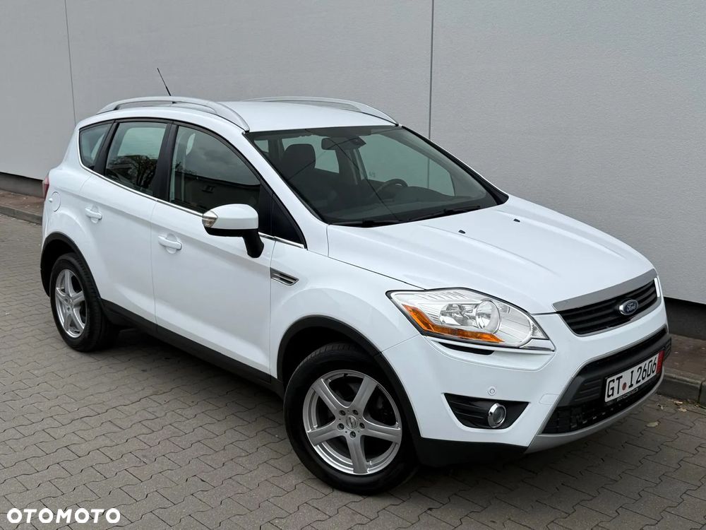 Ford Kuga 2.0 TDCi 4x4 Titanium - 27