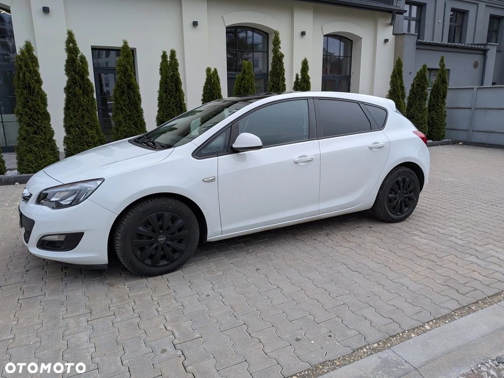 Opel Astra 1.4 T Enjoy - 1