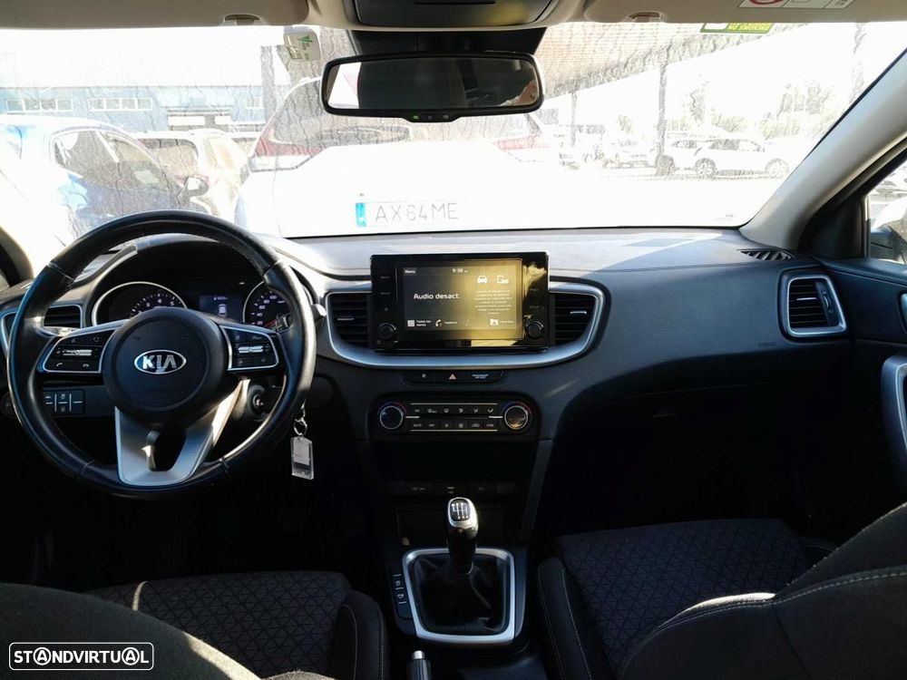 Kia Ceed 1.0 T-GDI Urban - 6