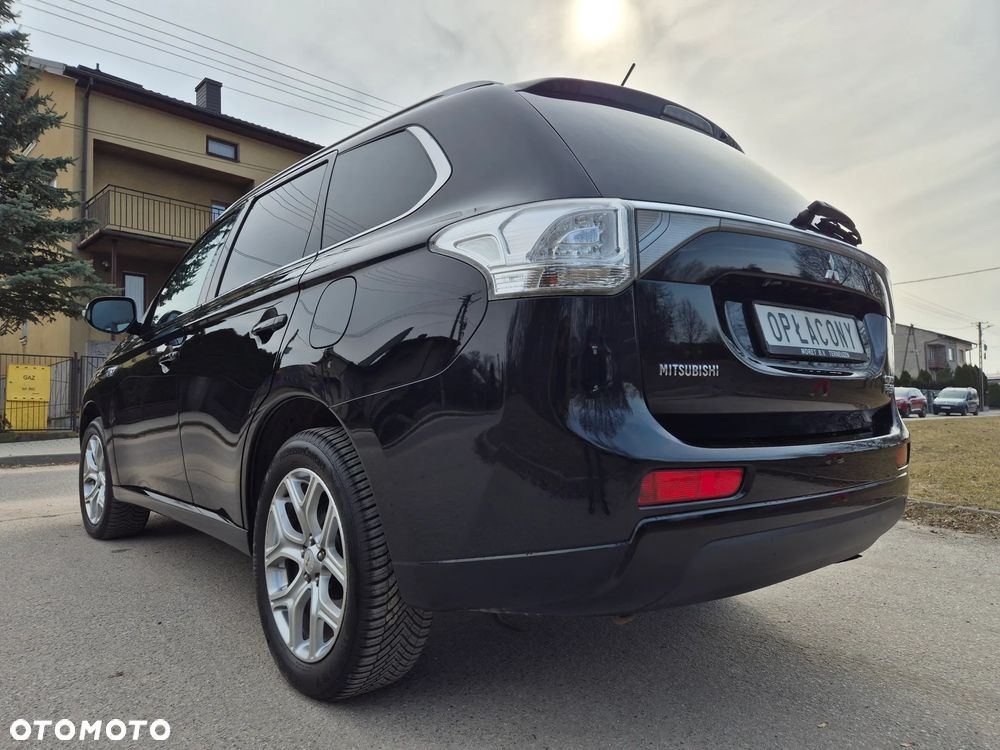 Mitsubishi Outlander - 17