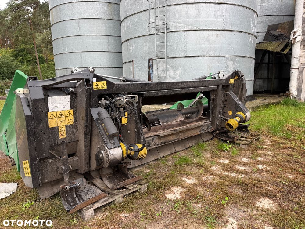 John Deere W540 - 25