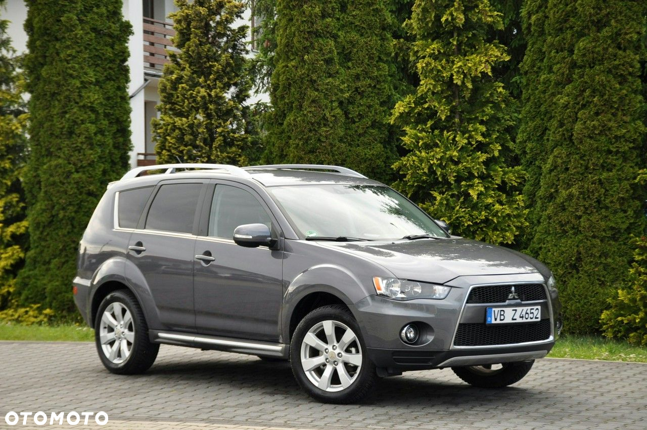 Mitsubishi Outlander - 3