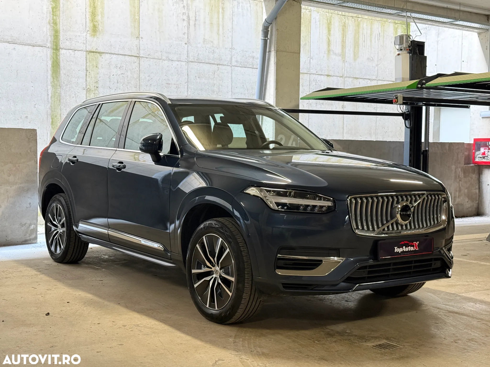 Volvo XC 90 T8 AWD Recharge Geartronic Inscription Expression - 12