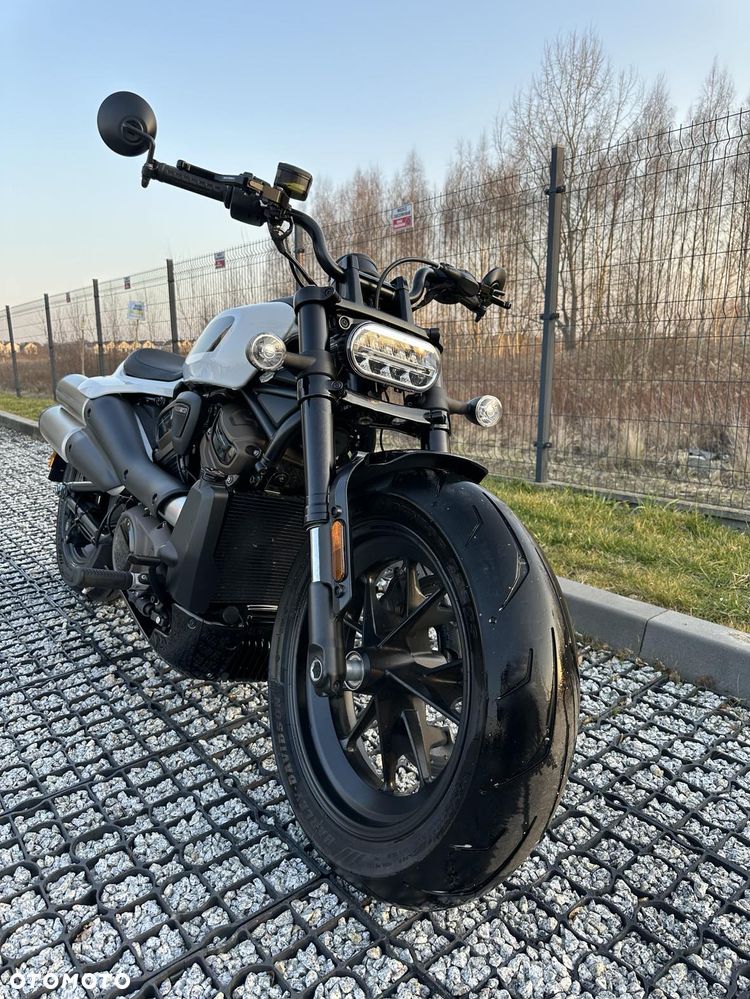 Harley-Davidson Sportster - 14