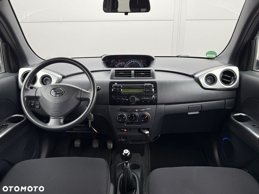 Daihatsu Materia - 14