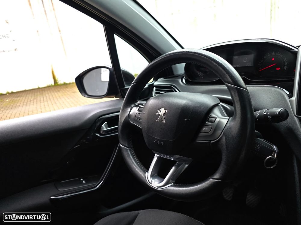 Peugeot 208 1.4 HDi Active - 44