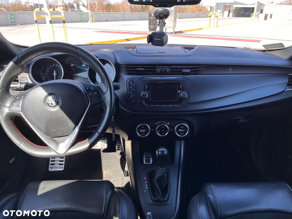 Alfa Romeo Giulietta 1750 TBi Veloce TCT - 5