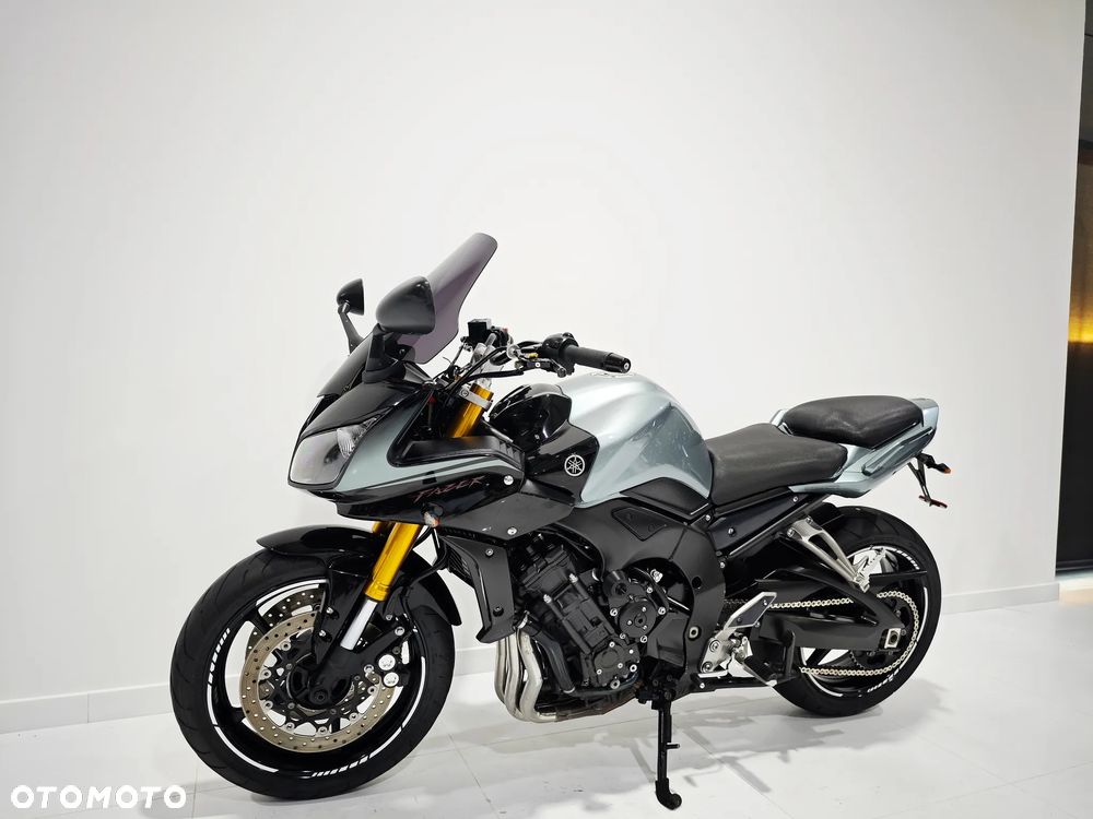 Yamaha FZ - 15