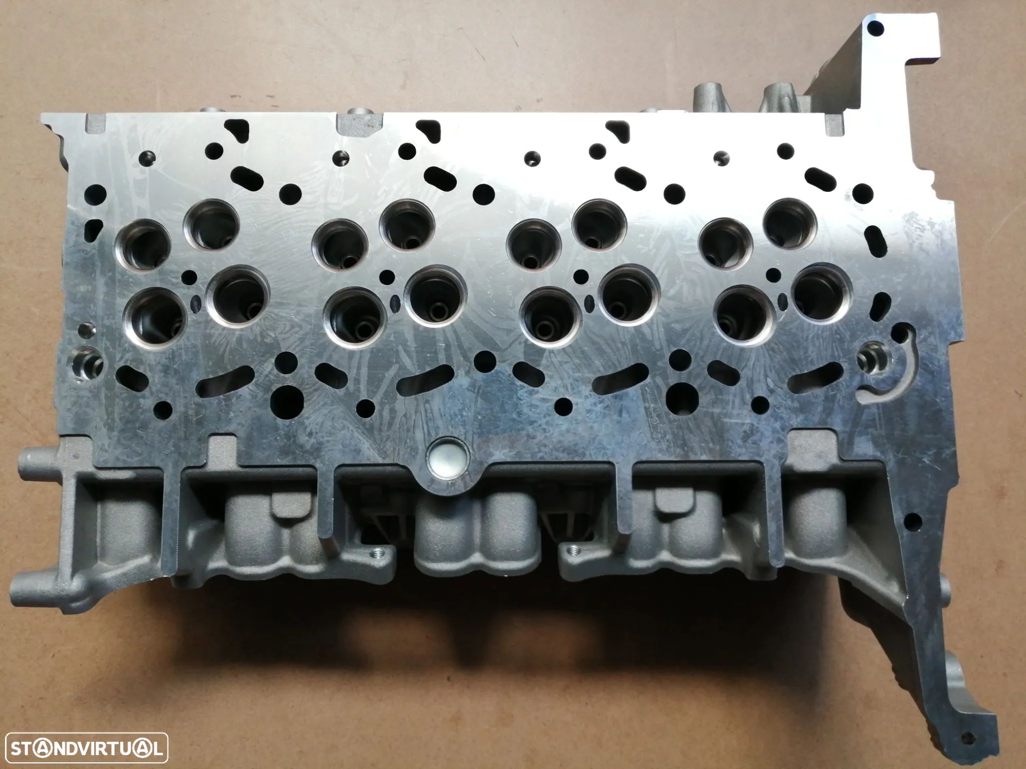 Cabeça de Motor 2.4 TDCi - Ford Transit e Land Rover Defender - 1