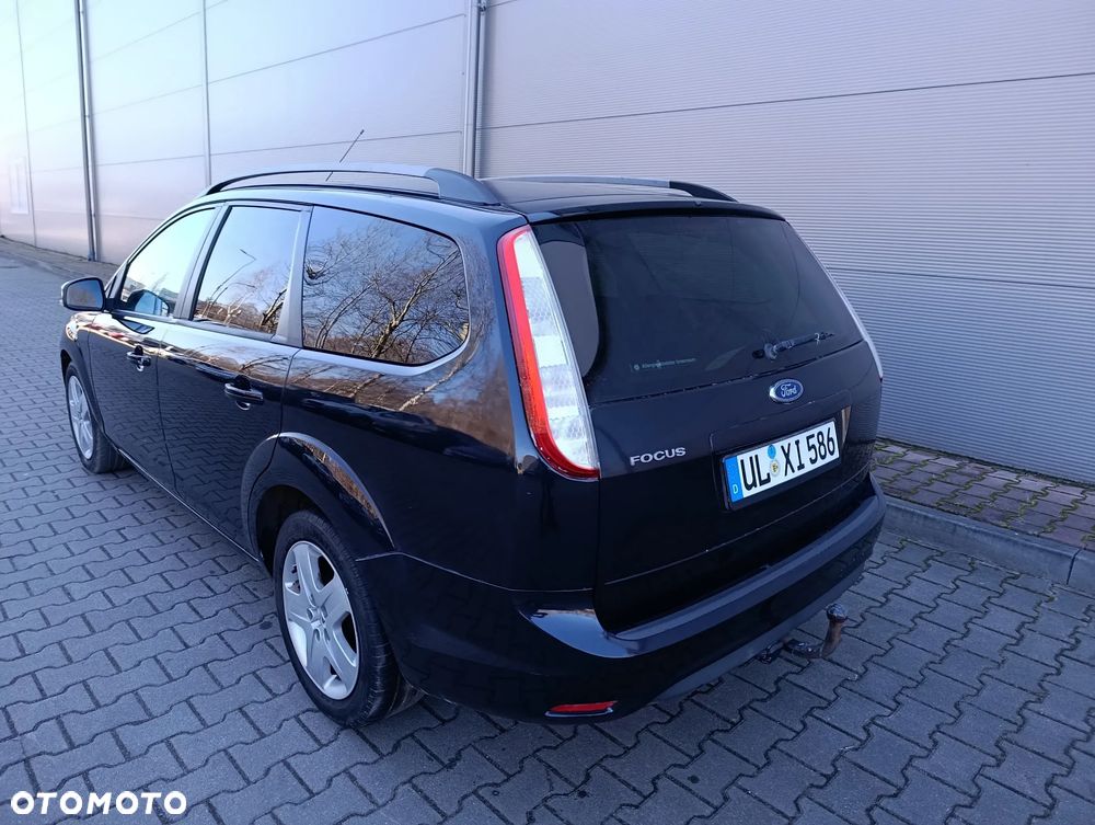 Ford Focus 1.6 16V Style - 24