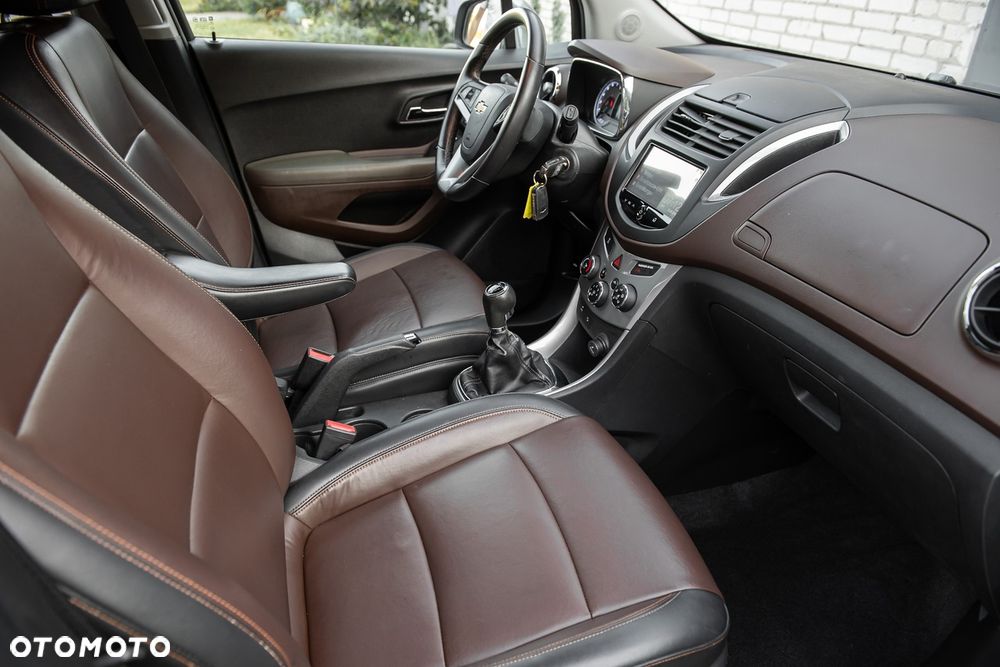 Chevrolet Trax 1.4 T LT AWD - 16