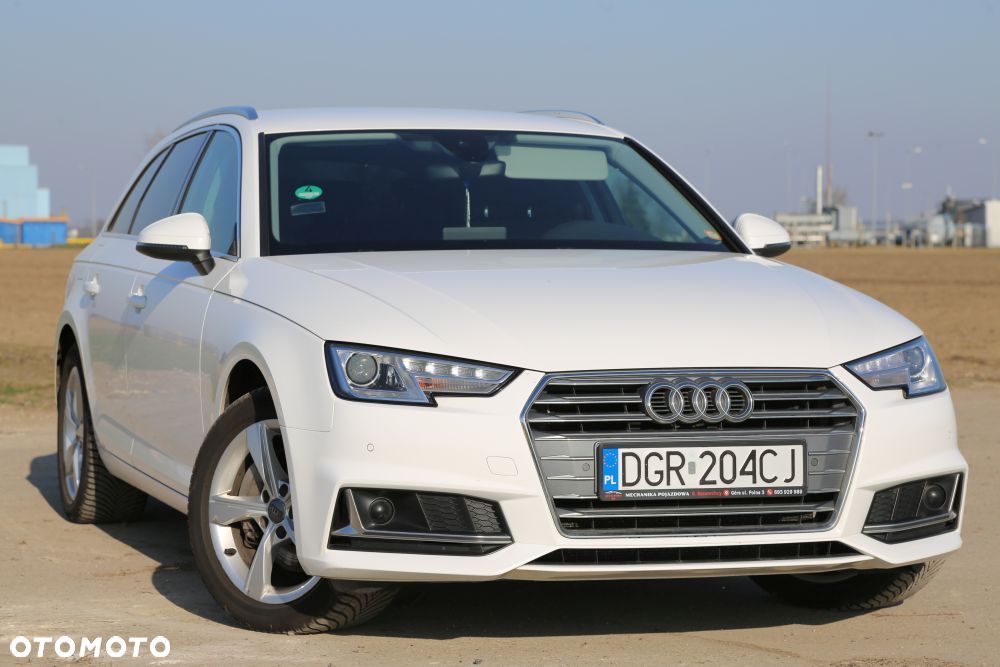 Audi A4 Avant 2.0 TDI S tronic - 1
