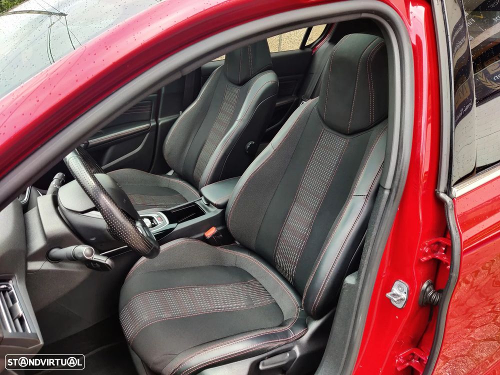 Peugeot 308 1.2 PureTech GT Line EAT6 - 10