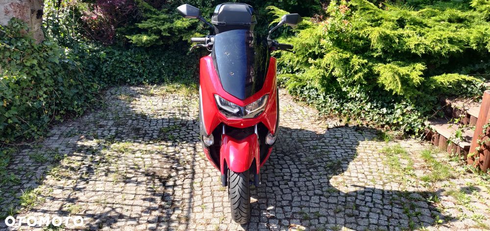 Yamaha NMAX - 6