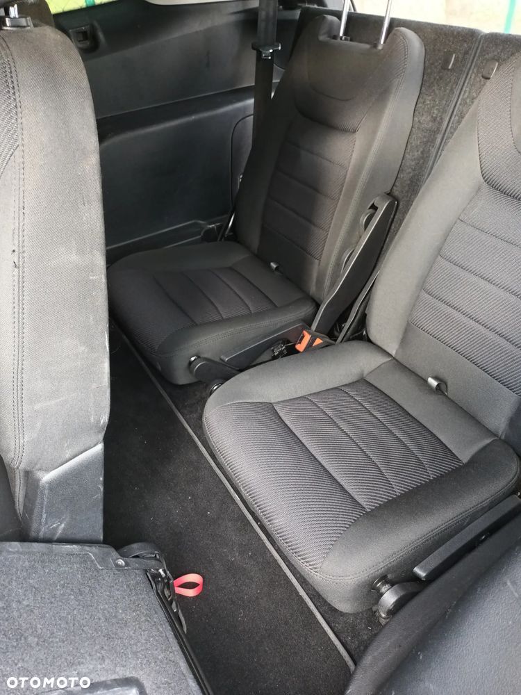 Ford S-Max - 18