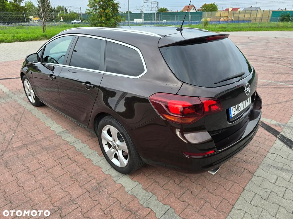 Opel Astra 2.0 CDTI DPF Sports Tourer - 5