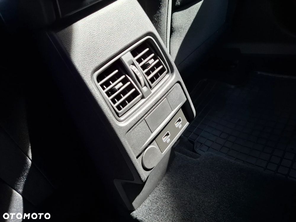 Renault Arkana 1.3 TCe mHEV Zen EDC - 25