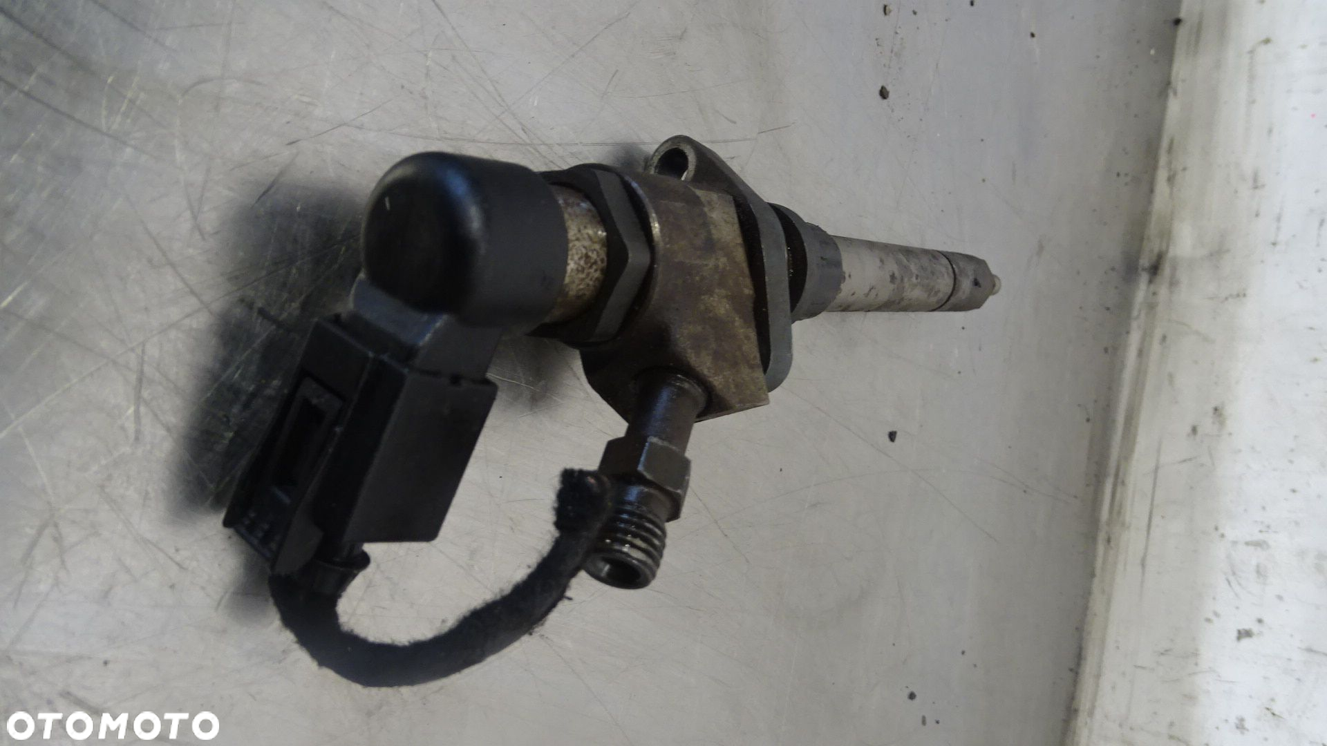 WTRYSK VOLVO S40 II 2.0 9647247280 - 8