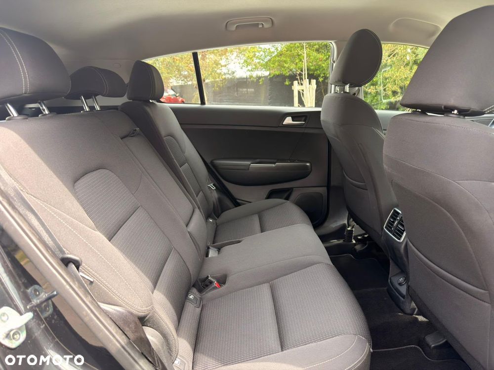 Kia Sportage 2.0 CRDI 4WD Automatik Vision - 9