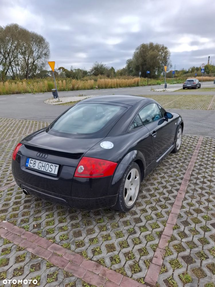 Audi TT Coupé - 4