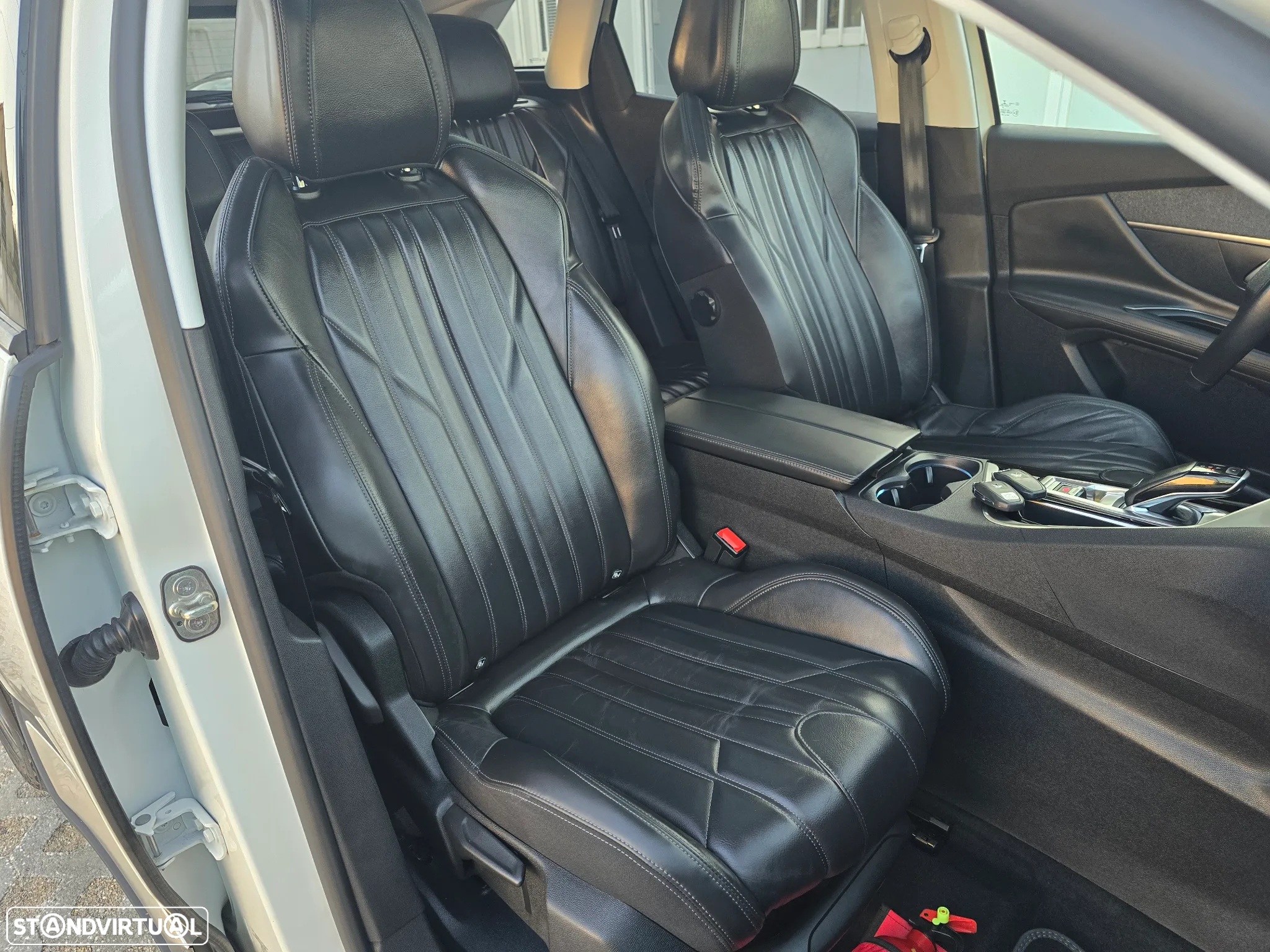 Peugeot 3008 1.6 BlueHDi Allure EAT6 - 50