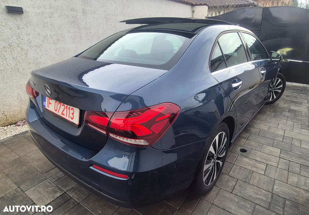 Mercedes-Benz A 180 - 4