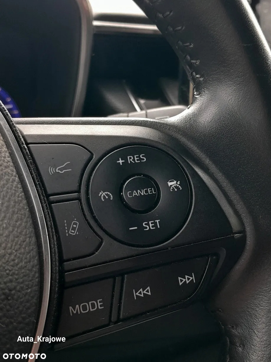 Toyota Corolla 1.8 Hybrid Comfort - 24