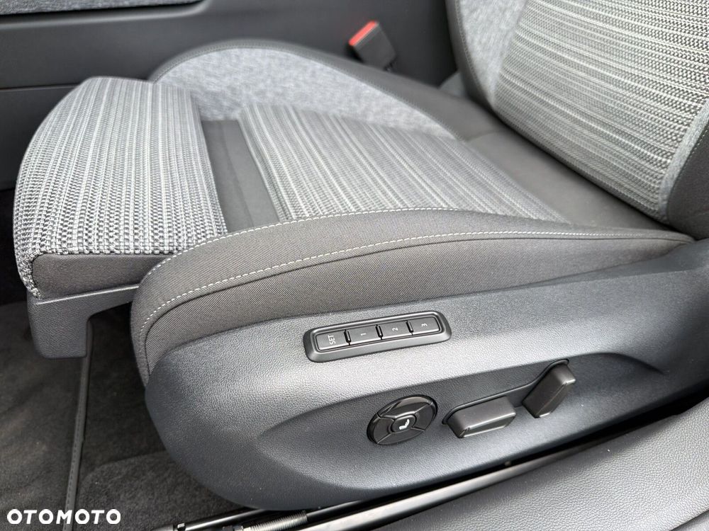 Skoda Superb 1.5 TSI Plug-in Hybrid Drive DSG - 13