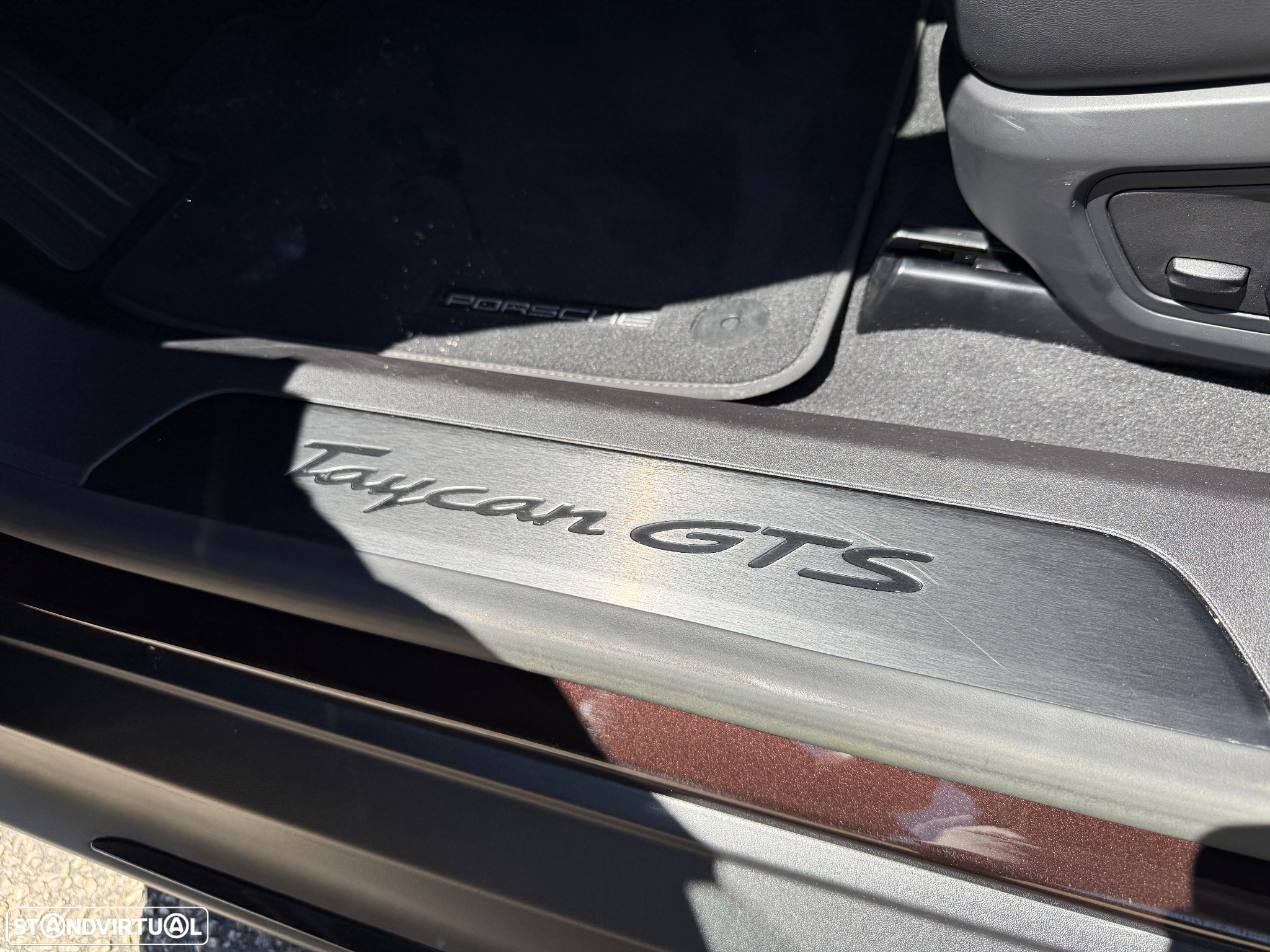 Porsche Taycan Sport Turismo GTS - 20