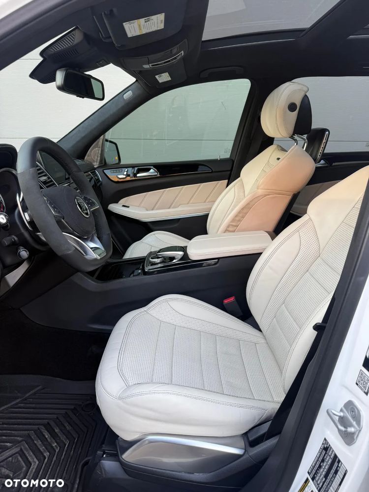 Mercedes-Benz GLS AMG 63 4-Matic - 23