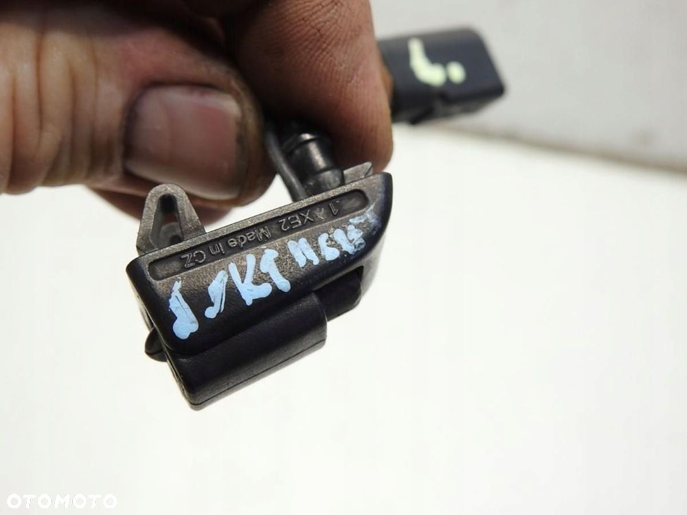 DYSZA SPRYSKIWACZA MASKI SKODA OCTAVIA II LIFT 1Z0955986 - 3