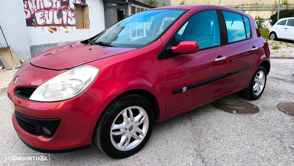 Renault Clio 1.2 16V Confort Privilège - 39
