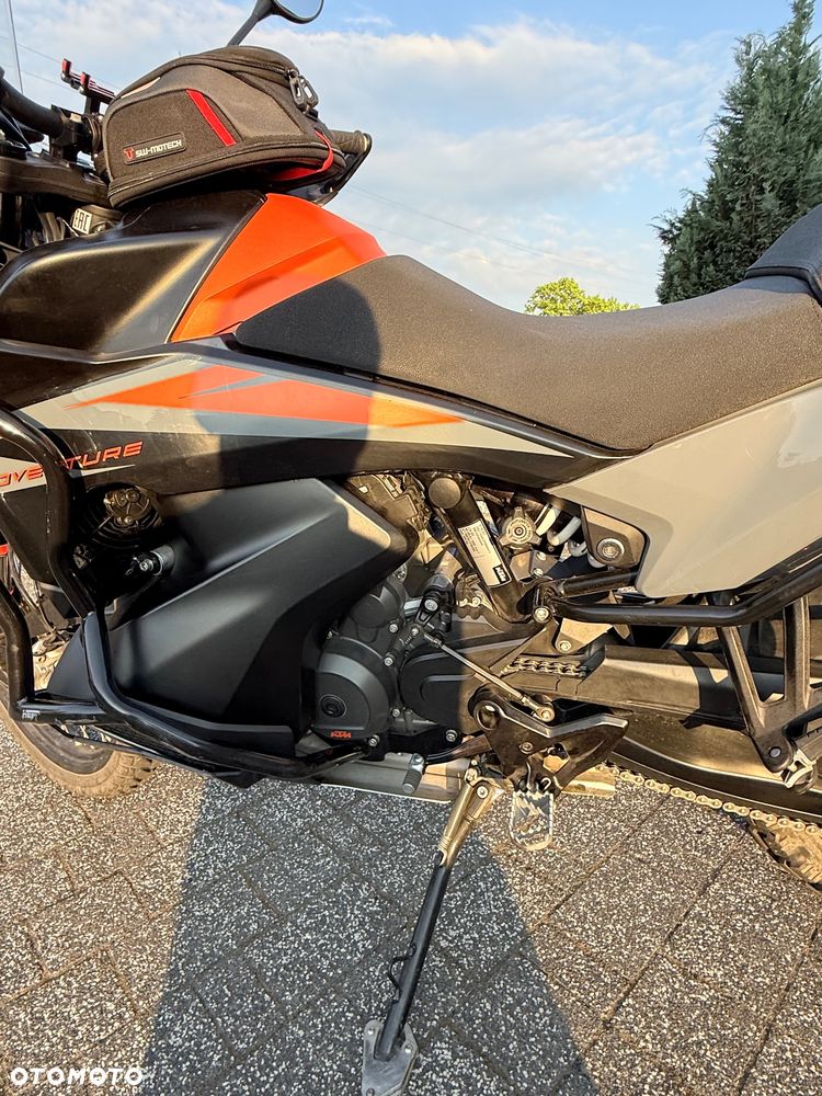 KTM Adventure - 8