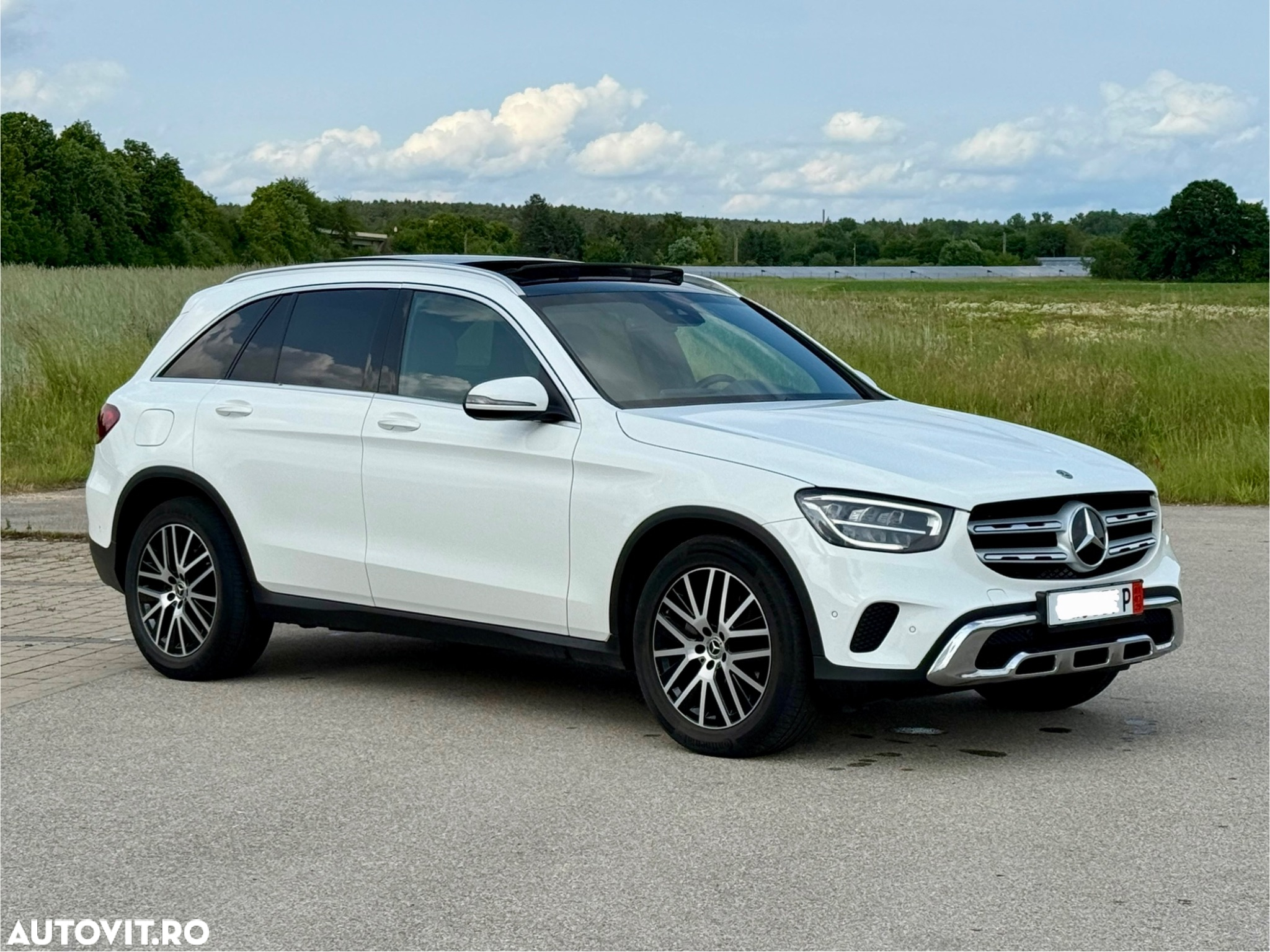Mercedes-Benz GLC 200 d 4Matic 9G-TRONIC Exclusive - 9