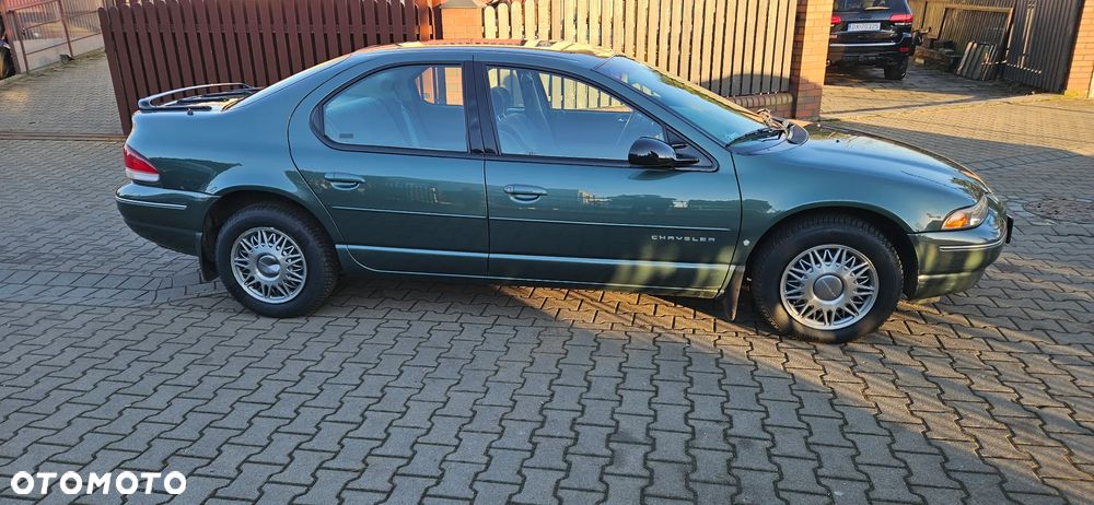 Chrysler Stratus - 3