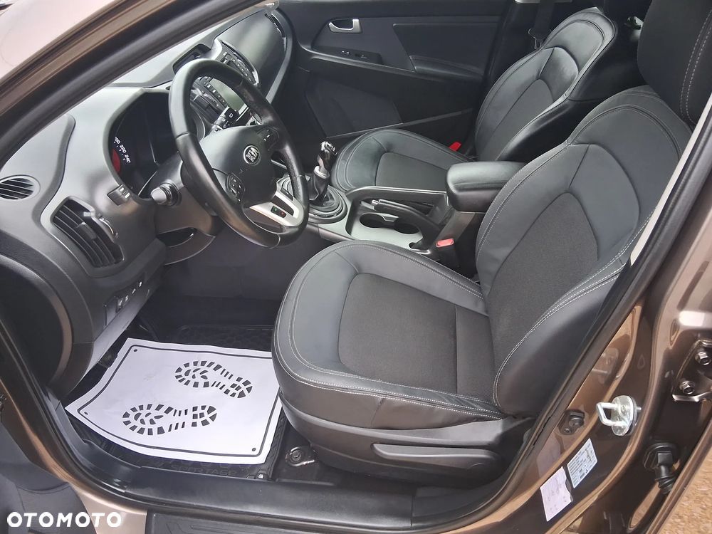 Kia Sportage - 12