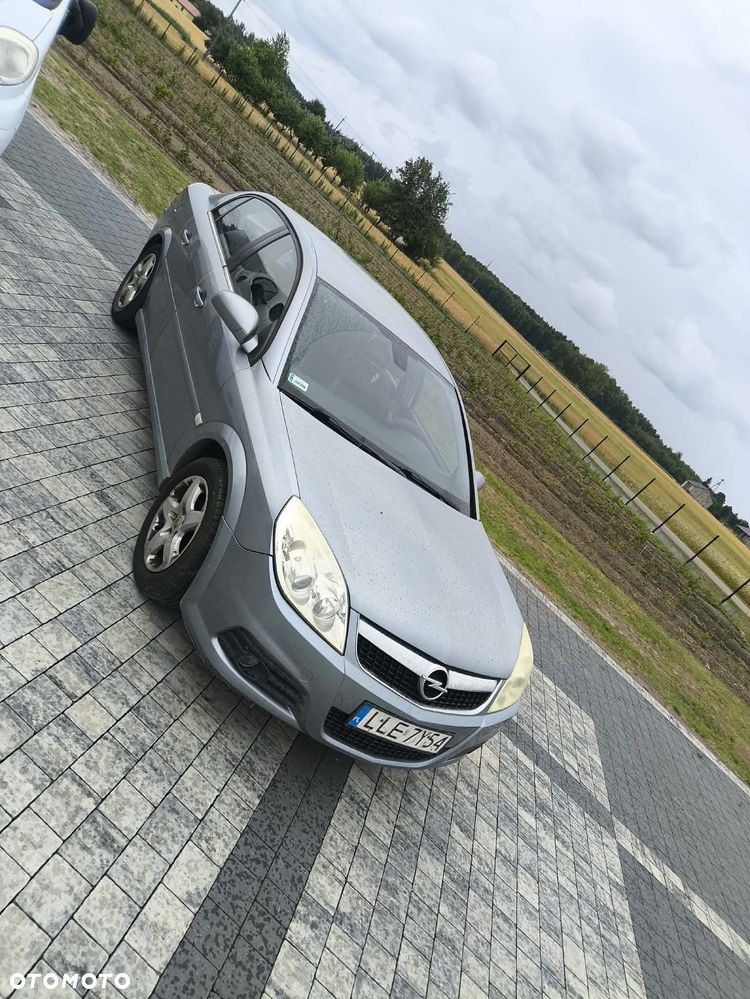 Opel Vectra 1.9 CDTI Essentia - 5