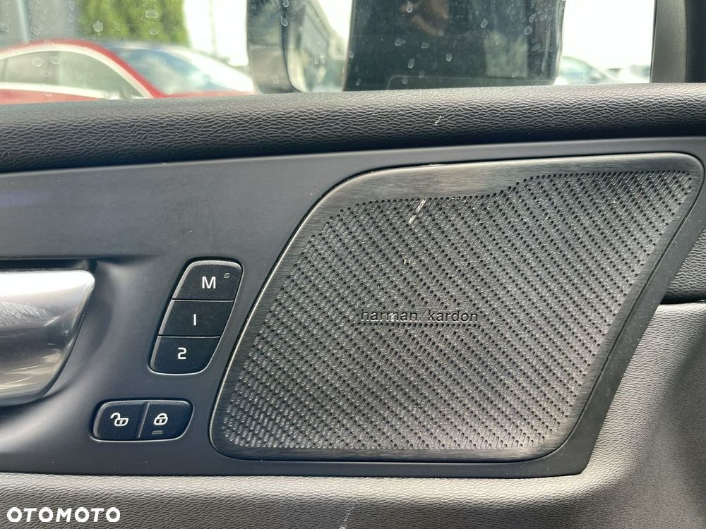 Volvo XC 60 D4 Geartronic RDesign - 15