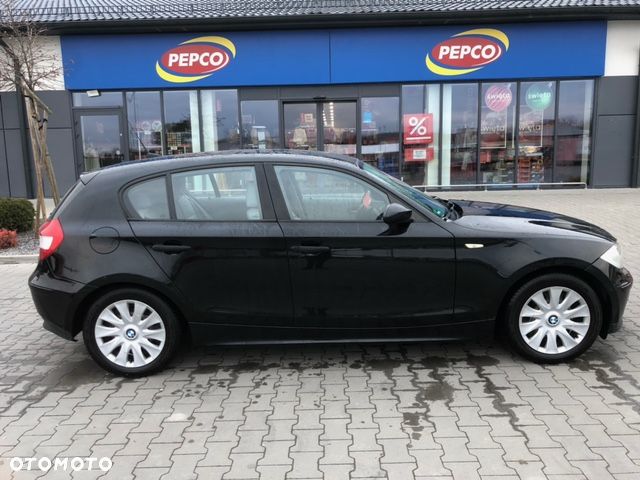 BMW Seria 1 116i - 11