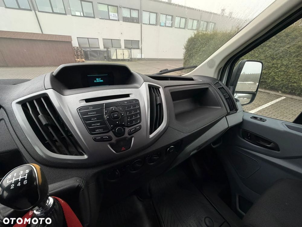 Ford TRANSIT - 13