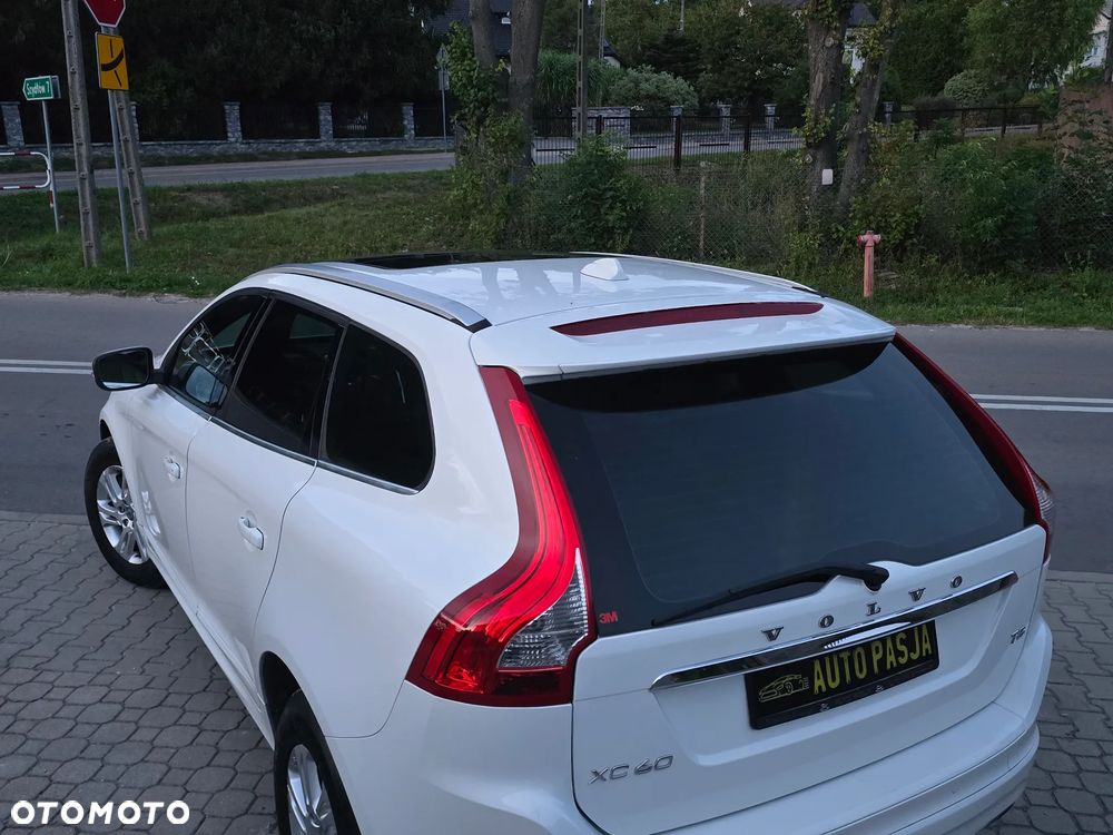 Volvo XC 60 T5 Geartronic Summum - 18
