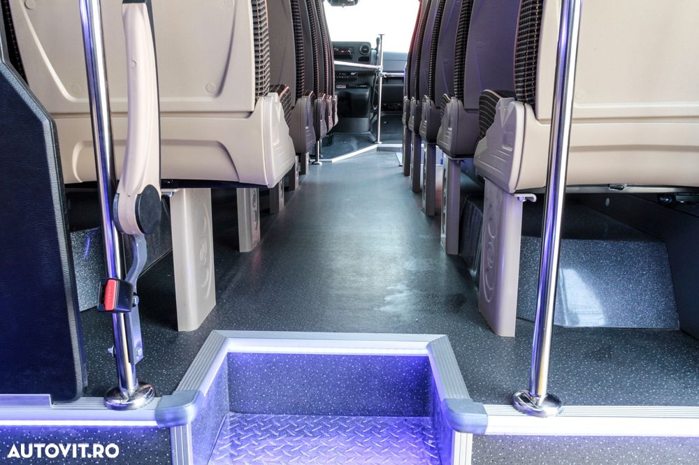 Mercedes-Benz Sprinter - 9