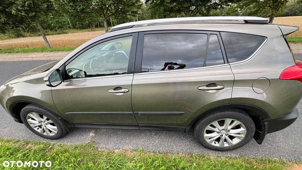 Toyota RAV4 2.0 Premium - 8