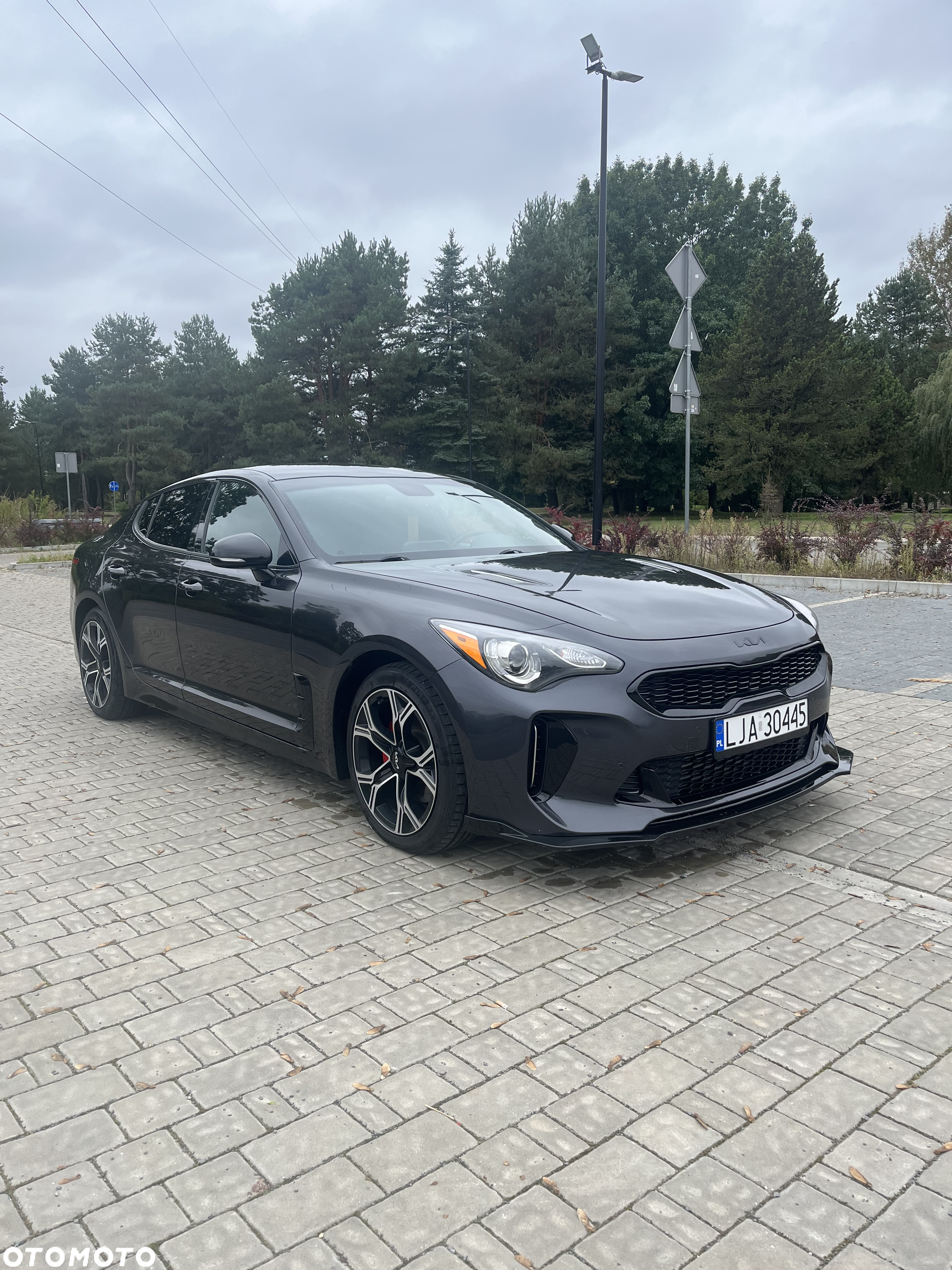 Kia Stinger 2.0 T-GDI GT Line - 12