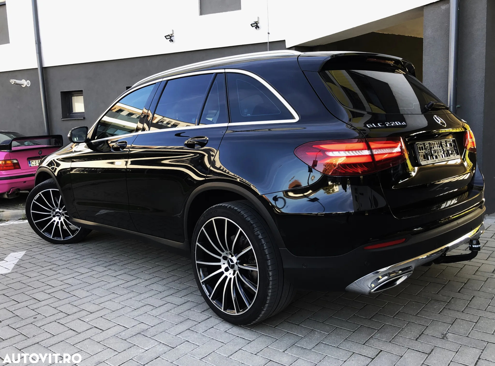 Mercedes-Benz GLC 220 d 4Matic 9G-TRONIC - 4