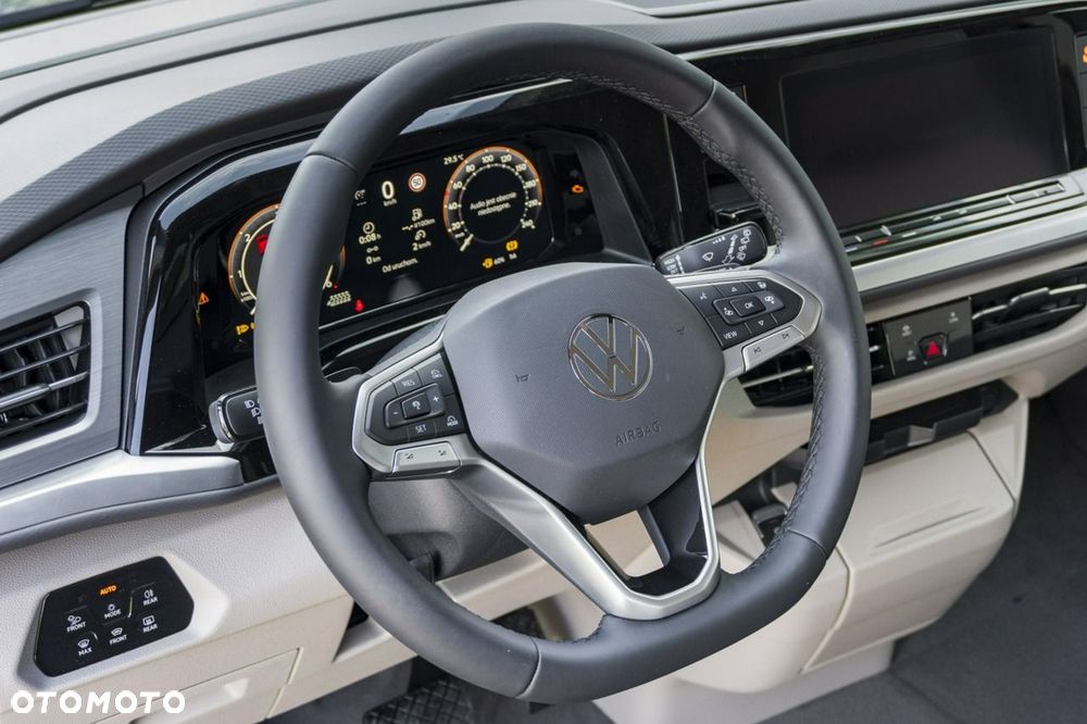 Volkswagen Multivan - 27