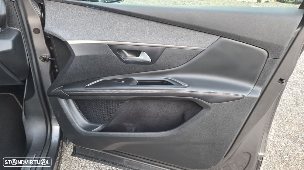 Peugeot 5008 - 37